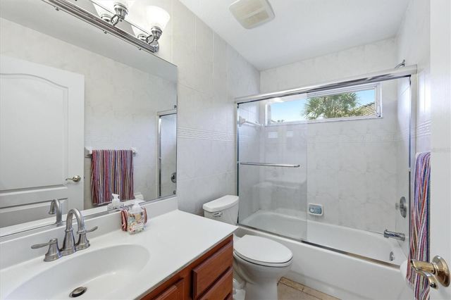 3323 LAKEVIEW LANE, North Port, FL 34287