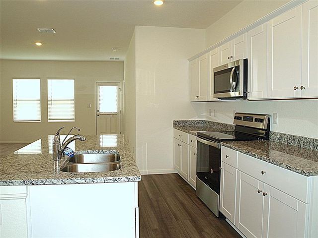 105 Mouflon RD, Hutto, TX 78634