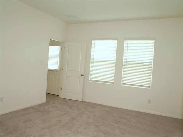 105 Mouflon RD, Hutto, TX 78634