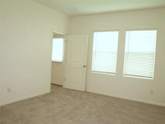 105 Mouflon RD, Hutto, TX 78634