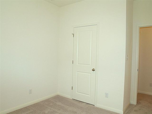 105 Mouflon RD, Hutto, TX 78634