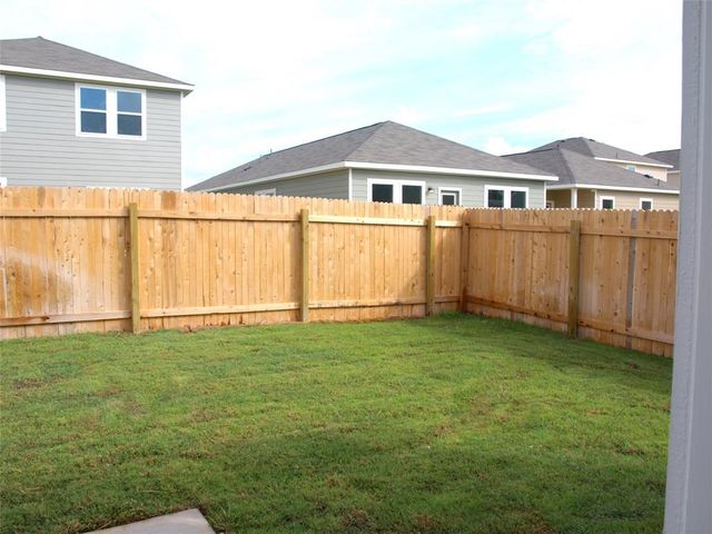 105 Mouflon RD, Hutto, TX 78634