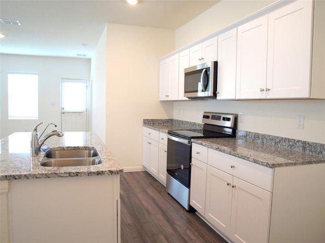 105 Mouflon RD, Hutto, TX 78634