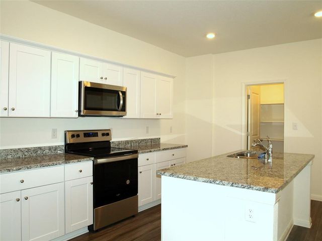 105 Mouflon RD, Hutto, TX 78634