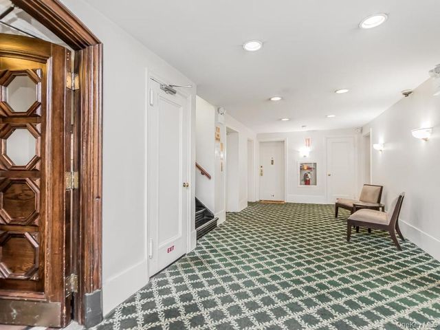 5 Franklin Avenue 1P, White Plains, NY 10601