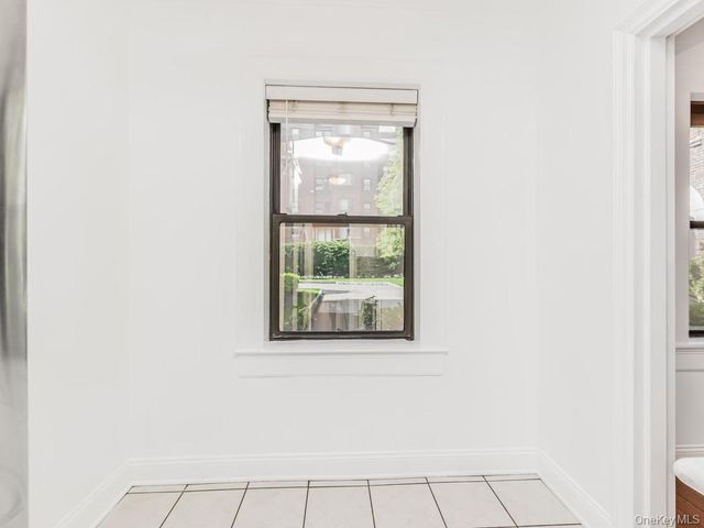 5 Franklin Avenue 1P, White Plains, NY 10601