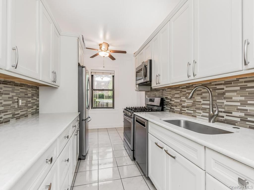 5 Franklin Avenue 1P, White Plains, NY 10601