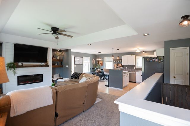 718 N Kent Street, Knoxville, IA 50138