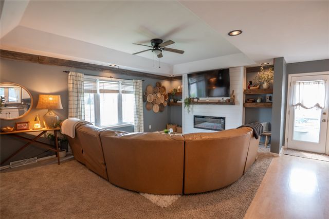 718 N Kent Street, Knoxville, IA 50138