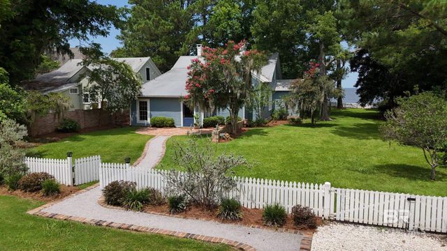 5490 Battles Road, Fairhope, AL 36532