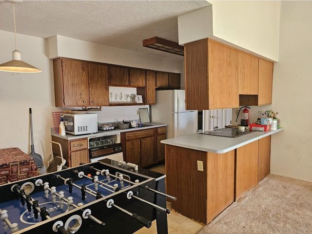 9716 Westbound Avenue SW, Albuquerque, NM 87121