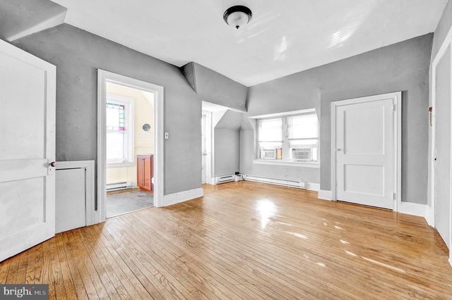 1020 W MAIN ST, Norristown, PA 19401