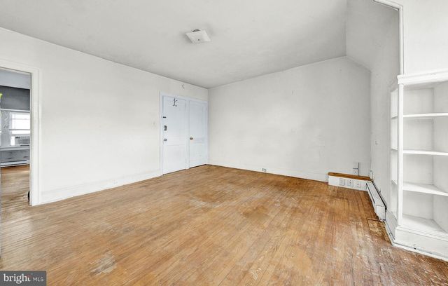 1020 W MAIN ST, Norristown, PA 19401