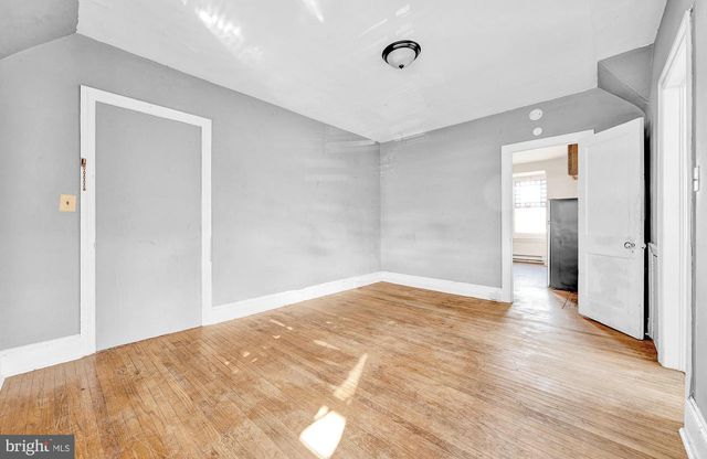 1020 W MAIN ST, Norristown, PA 19401