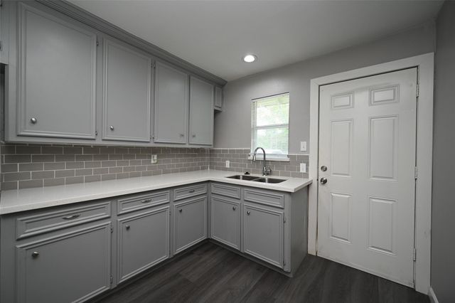 109 Dooley A, Prairie View, TX 77445