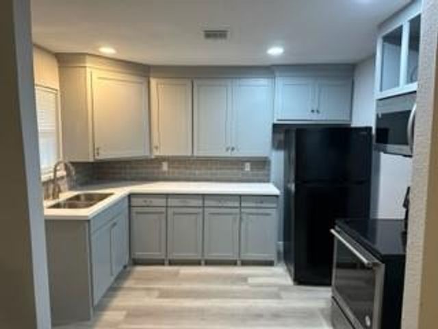 109 Dooley A, Prairie View, TX 77445