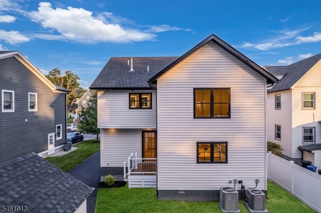 233 Cranford Ave, Cranford Twp., NJ 07016