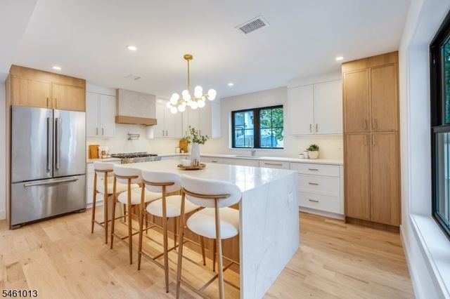 233 Cranford Ave, Cranford Twp., NJ 07016