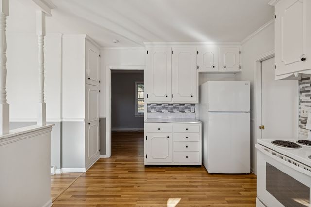 1209 Whitney Dr, Columbia, TN 38401