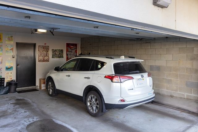 227 Summit E-405, Brookline, MA 02446