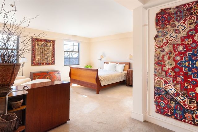 227 Summit E-405, Brookline, MA 02446