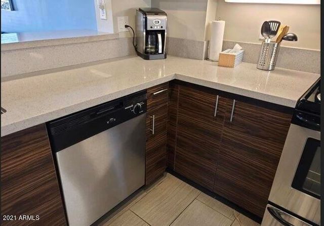 535 W THOMAS Road 302, Phoenix, AZ 85013
