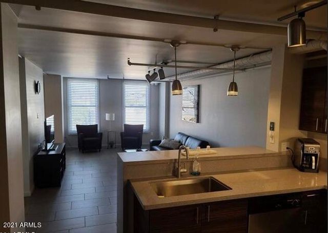 535 W THOMAS Road 302, Phoenix, AZ 85013