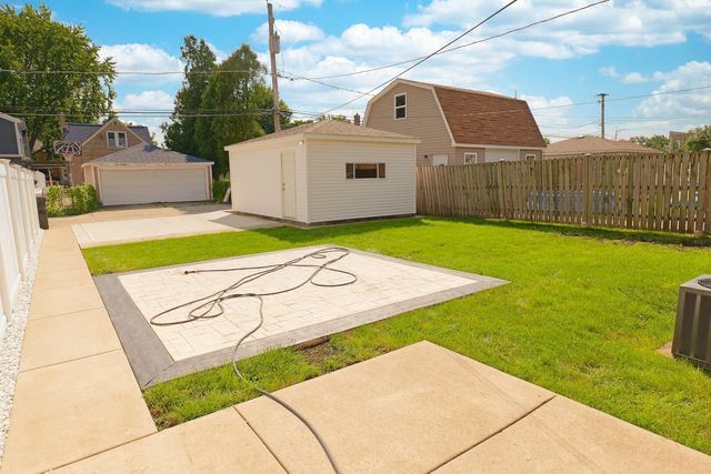 11031 S Pulaski Road, Chicago, IL 60655