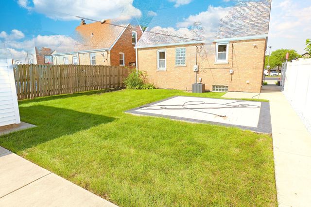 11031 S Pulaski Road, Chicago, IL 60655