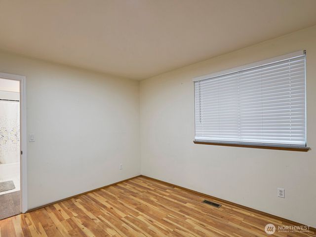 1307 SW 355th Place, Federal Way, WA 98023