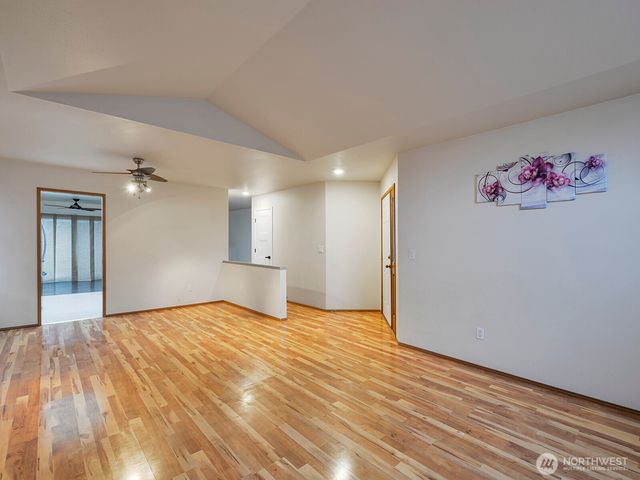 1307 SW 355th Place, Federal Way, WA 98023
