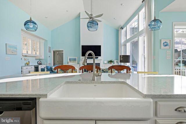 34017 SMITHS POINT LN, Lewes, DE 19958