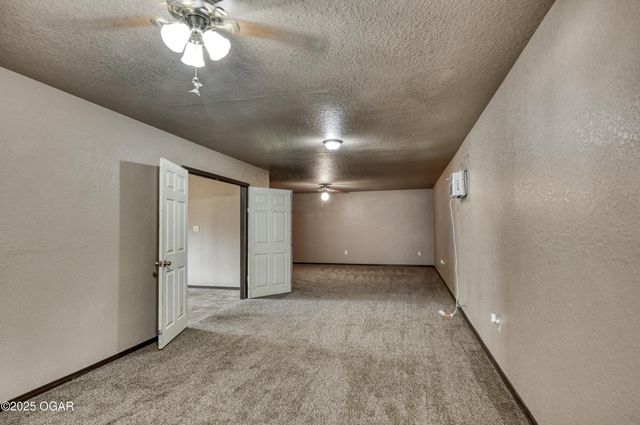 65400 E 155 Road, Wyandotte, OK 74370