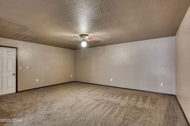 65400 E 155 Road, Wyandotte, OK 74370