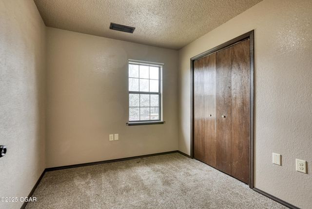 65400 E 155 Road, Wyandotte, OK 74370