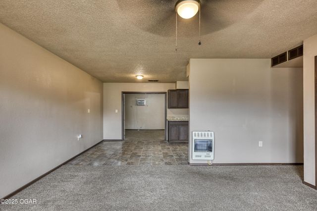 65400 E 155 Road, Wyandotte, OK 74370