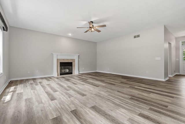 3560 Smithfield Way, Oshtemo Twp, MI 49009
