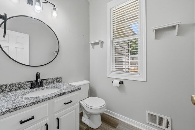 3560 Smithfield Way, Oshtemo Twp, MI 49009