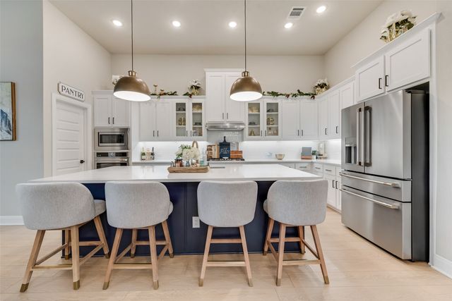 1028 Almond Blossom Circle, Crowley, TX 76036