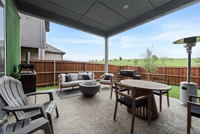 1028 Almond Blossom Circle, Crowley, TX 76036