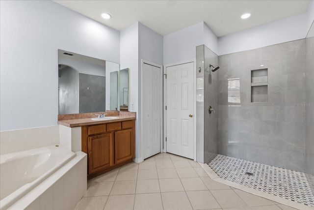 321 BURCHINGTON DRIVE, Debary, FL 32713