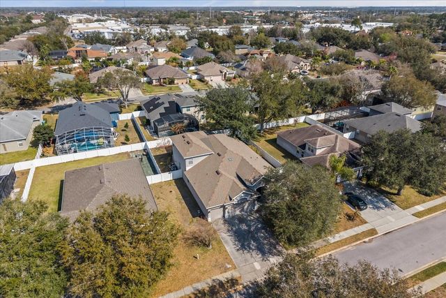 321 BURCHINGTON DRIVE, Debary, FL 32713