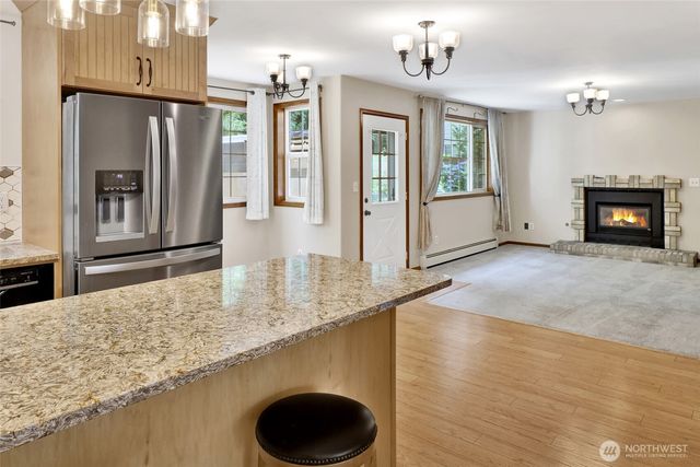 2490 Autumnwood Court, Bellingham, WA 98229