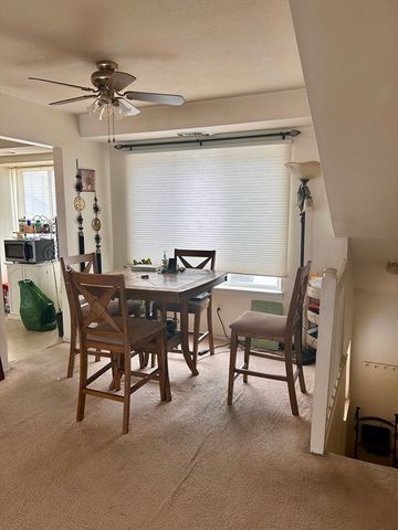 173 Nassau Dr 173, Springfield, MA 01129