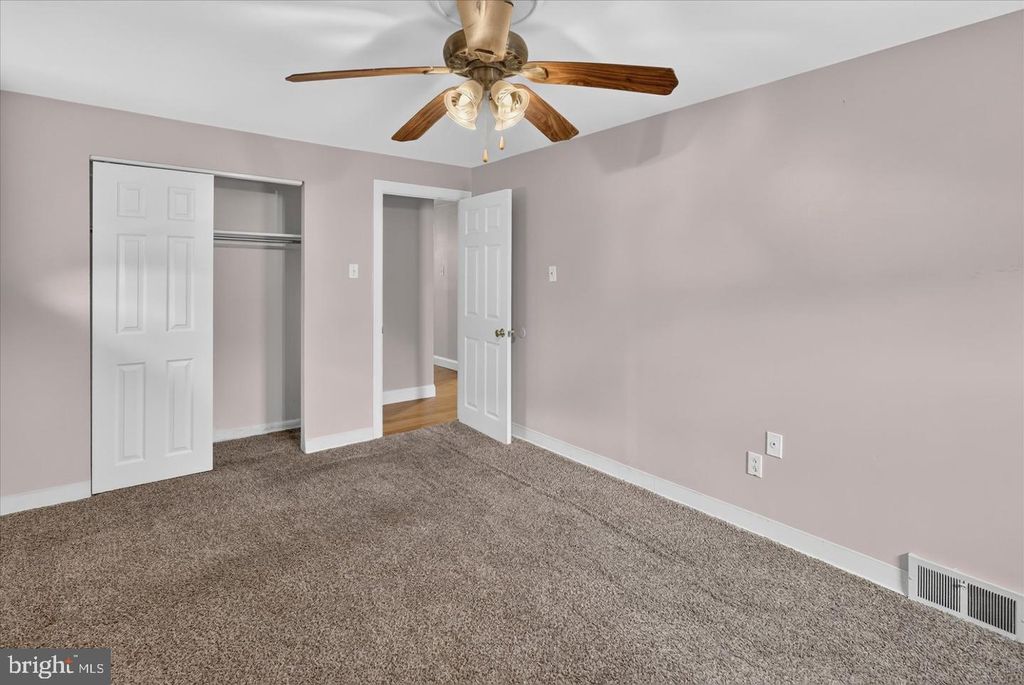 3300 PRIMROSE RD, PHILADELPHIA, PA 19114 — photo 5