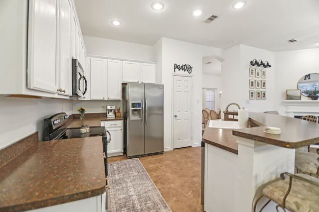 682 Crockett Drive, Lavon, TX 75166