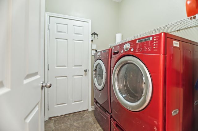 682 Crockett Drive, Lavon, TX 75166