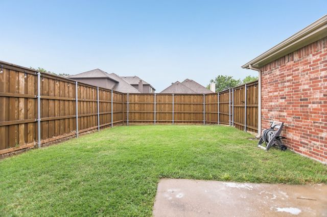 682 Crockett Drive, Lavon, TX 75166