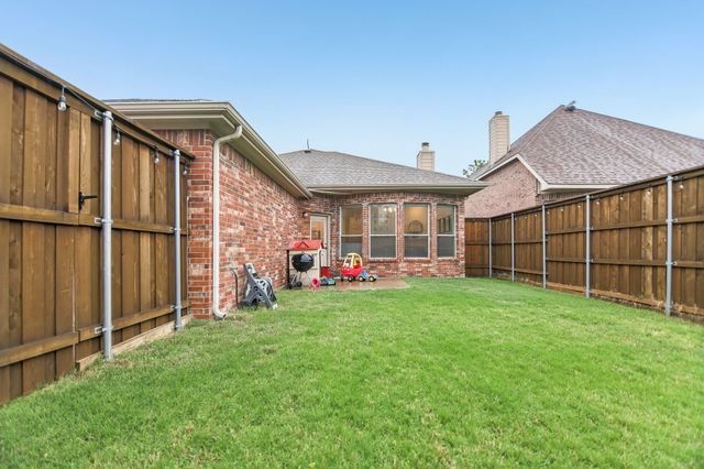 682 Crockett Drive, Lavon, TX 75166