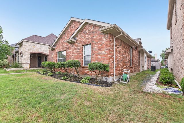 682 Crockett Drive, Lavon, TX 75166